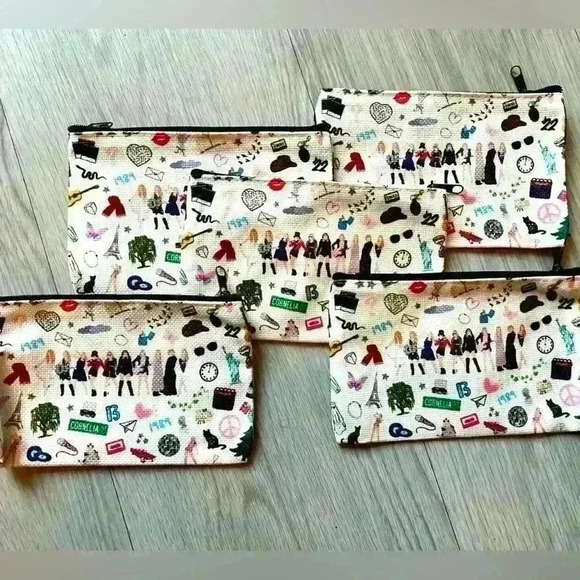 Set of 5, Taylor swift inspired makeup bags. Perfect for gift bags! - Picture 1 of 4